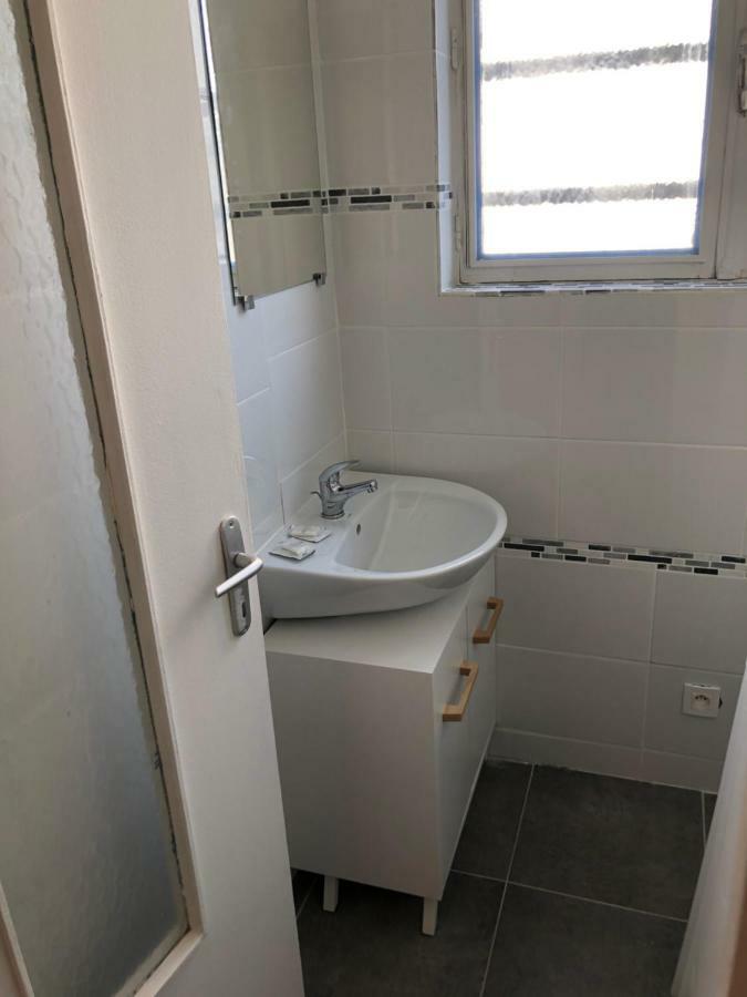تارْب Appartement T3 7C المظهر الخارجي الصورة